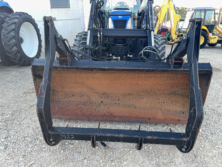 new-holland-t6070-image-17