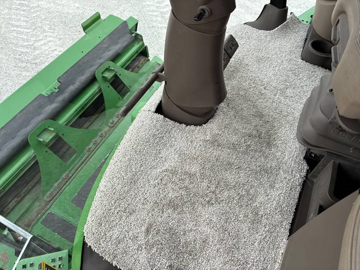 2018-john-deere-s780-image-101