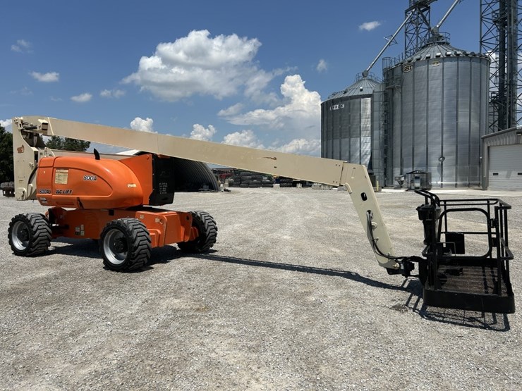 2008-jlg-800a-image-16