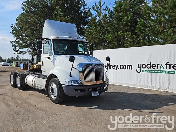 2017-international-8600-image-6