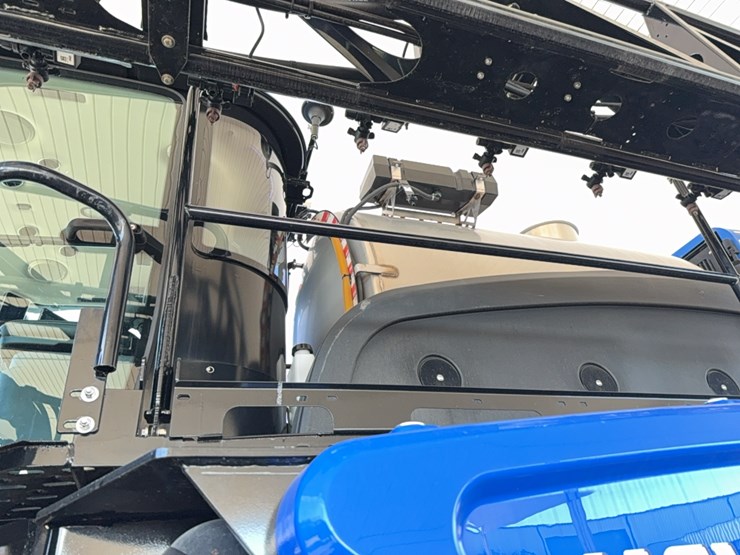 2023-new-holland-sp.310f-image-73