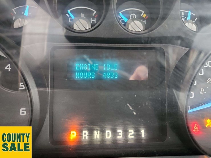 2013-ford-f550-image-12