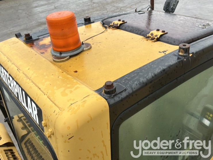 2006-caterpillar-321c-lcr-image-21