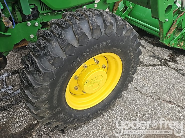 2019-john-deere-5075e-image-10