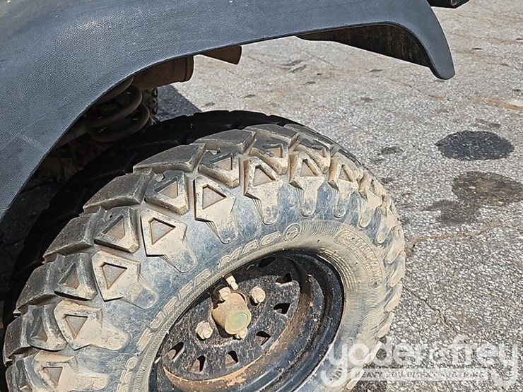 2018-club-car-carryall-1700-image-12