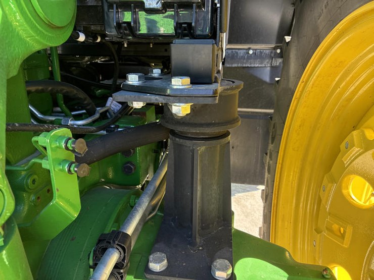 2023-john-deere-6175m-image-58