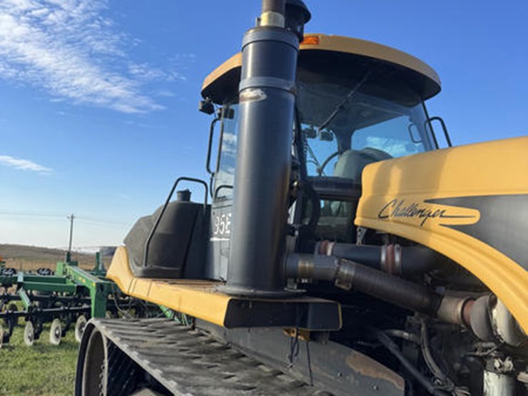 john-deere-11-image-18