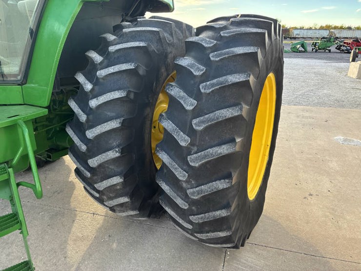 1994-john-deere-4560-image-50