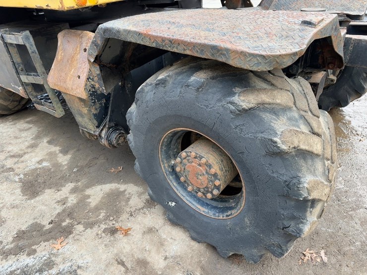 1988-deere-595-image-18