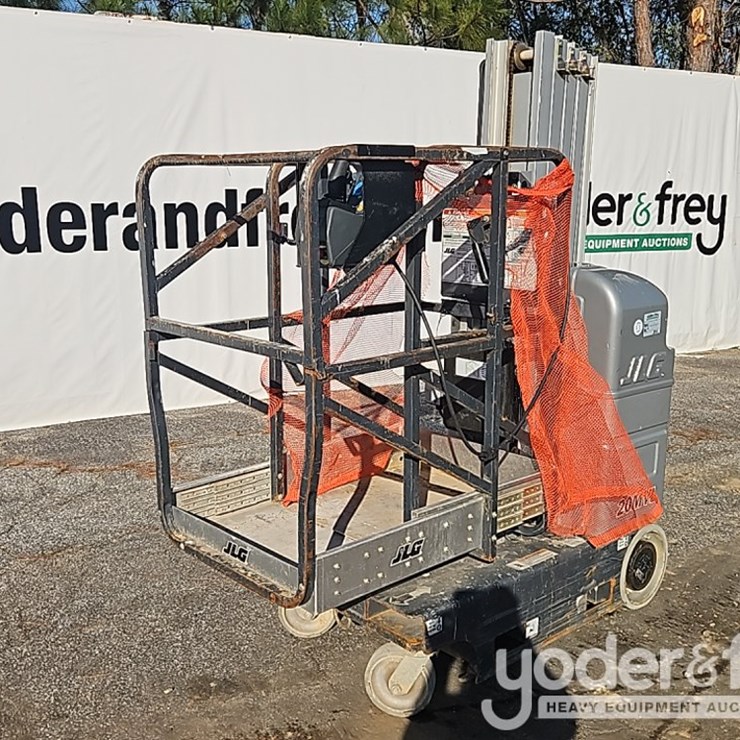 2018 JLG 20MVL