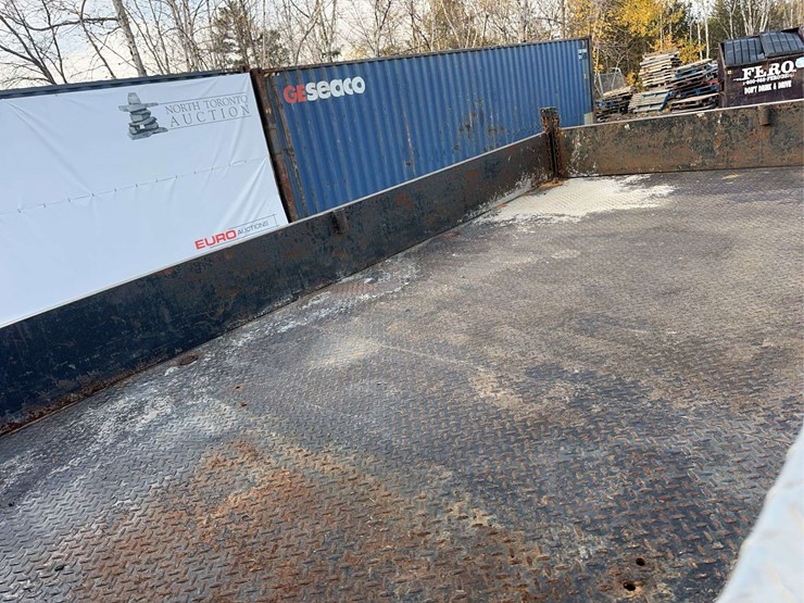 2011-ford-f550-xl-image-18