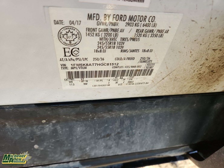 2017-ford-explorer-image-7