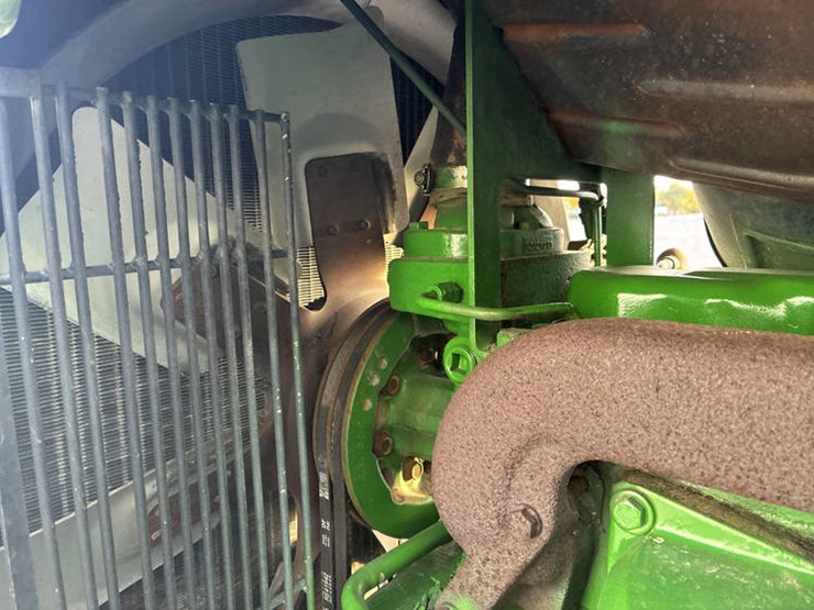 1994-john-deere-4560-image-35