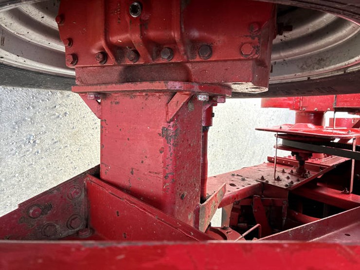 1990-case-ih-1660-image-39