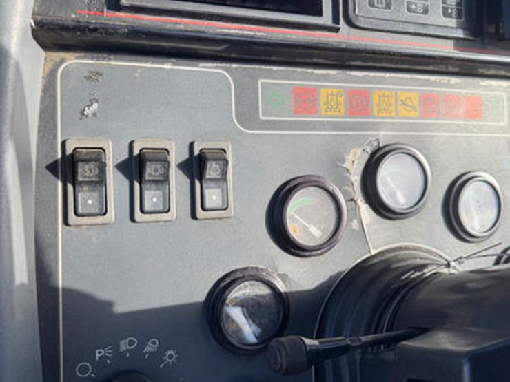 john-deere-11-image-51