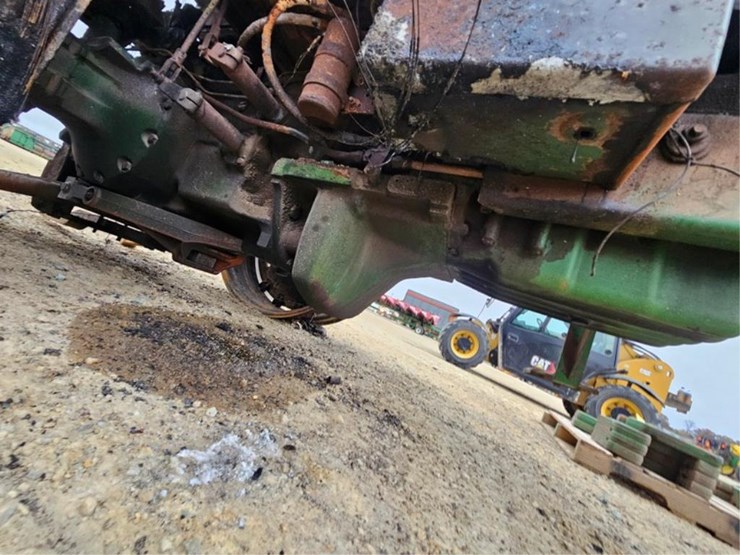 john-deere-4440-image-36