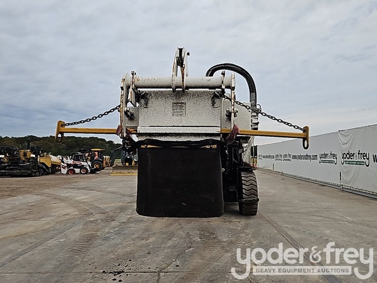 2015-weiler-e1250a-image-18