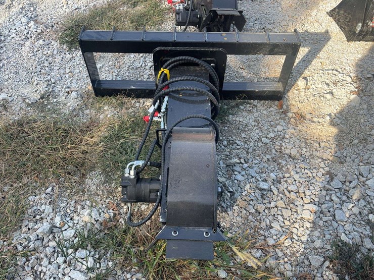 skid-steer-stump-grinder-image-5