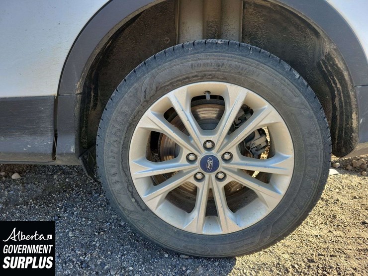 2017-ford-escape-image-11