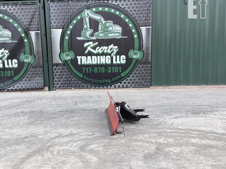 2019-steiner-dozer-image-1