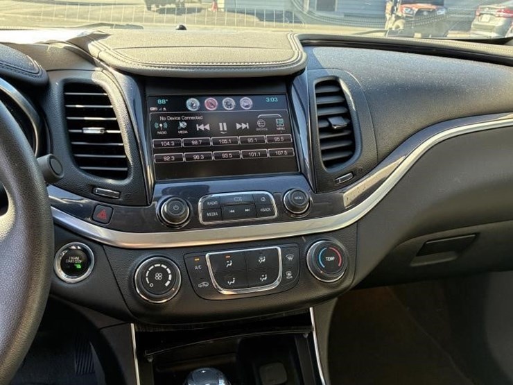 2018-chevrolet-impala-sedan-image-13