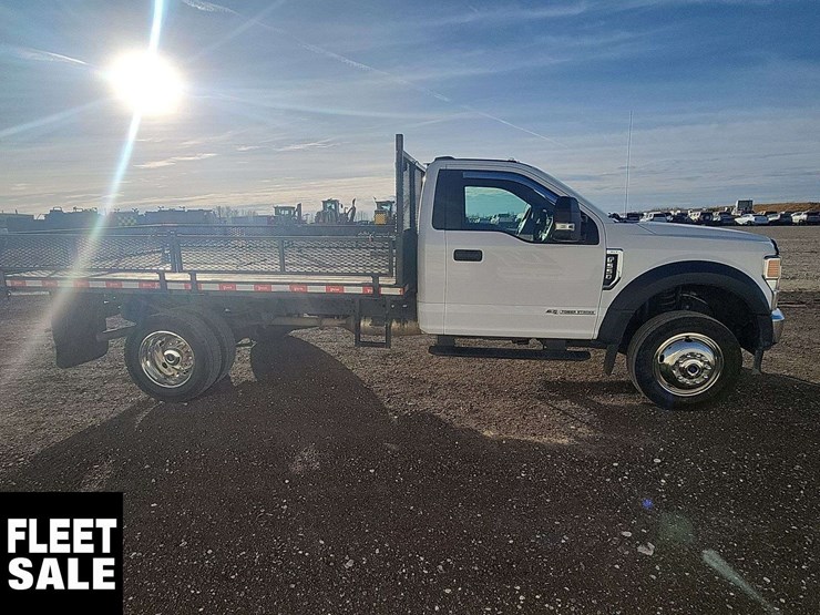 2020-ford-f550-image-23