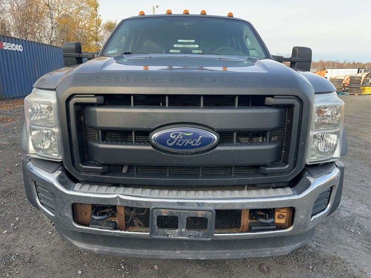 2011-ford-f550-xl-image-2