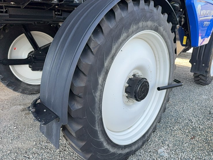 2023-new-holland-sp.310f-image-47