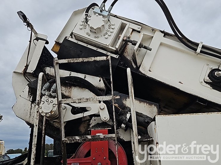 2015-weiler-e1250a-image-22