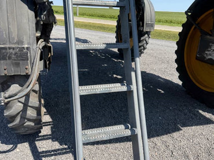 2011-hagie-sts10-image-16