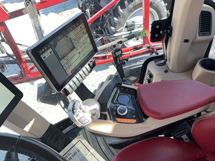 2023-case-ih-4350-patriot--sprayer-image-199