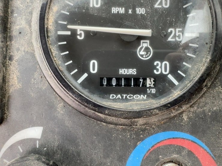 1992-john-deere-310d-image-28