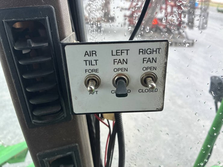 2004-john-deere-9660-sts-image-48