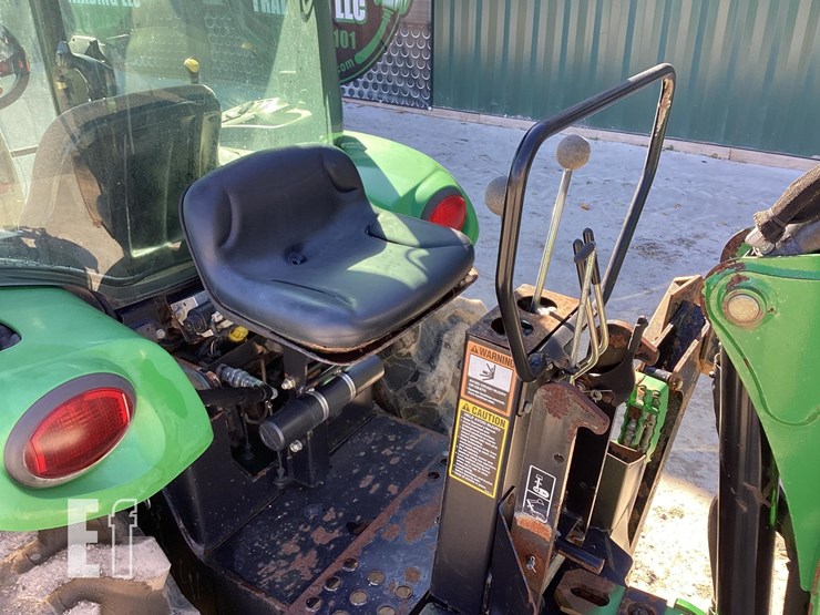 2011-john-deere-3720-image-11