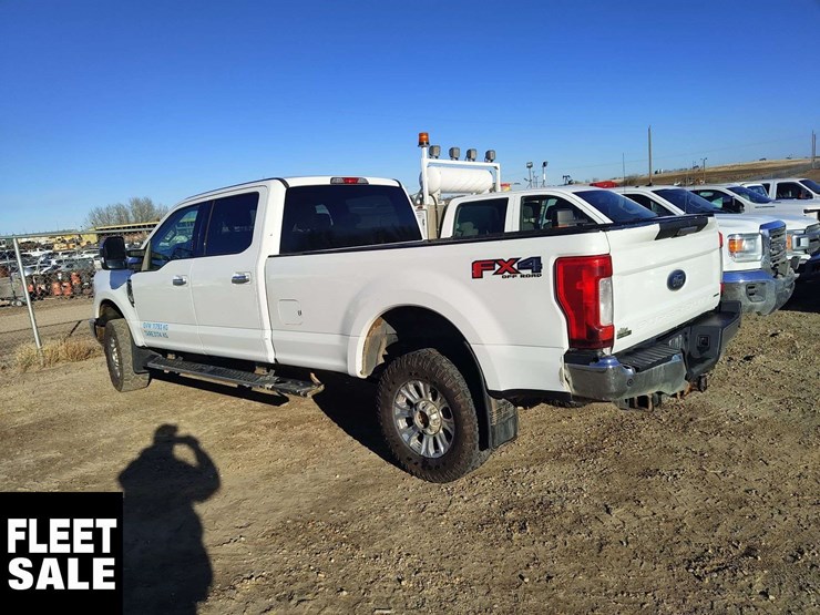 2017-ford-f350-image-3