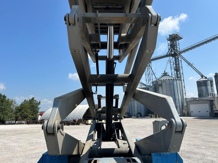 2014-genie-gs4390rt-image-15