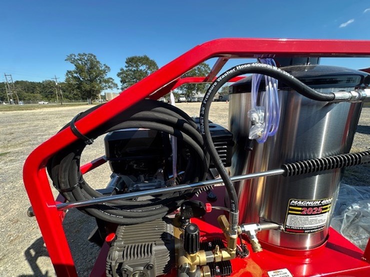 #24699-•-magnum-4000-series-gold-pressure-washer-image-7