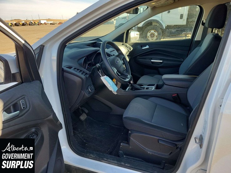 2017-ford-escape-image-13