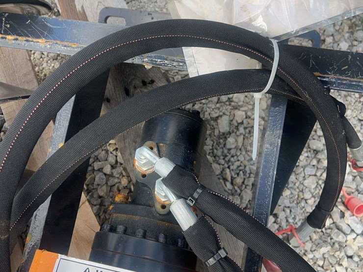 skid-steer-auger-drive-and-bit-set-image-7