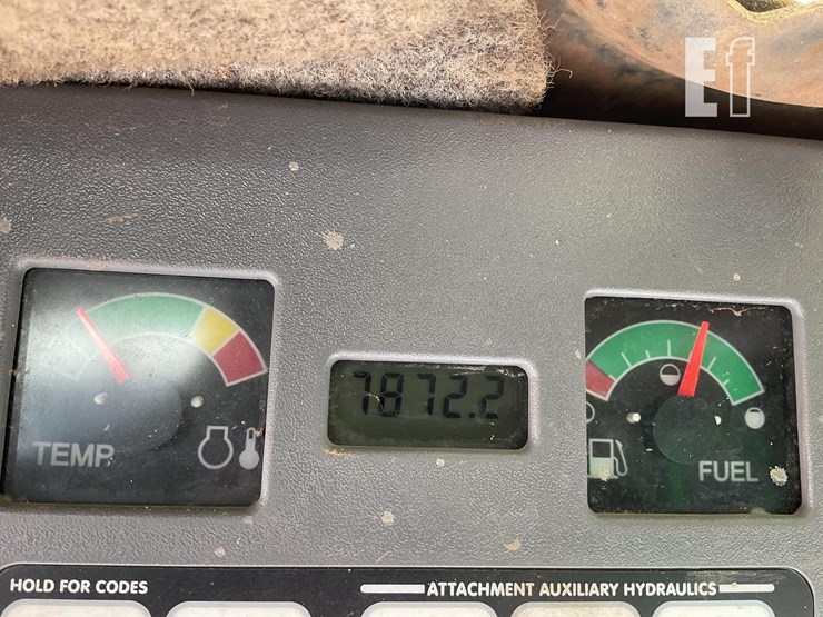 2005-bobcat-t300-image-19