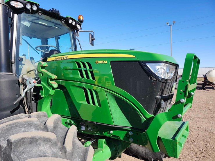 2023-john-deere-6145m-image-23
