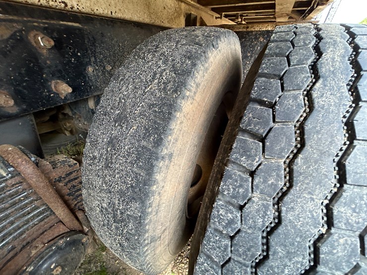 #9394-•-2007-mack-mr-mr600s-t/a-daycab-garbage-truck-vin:-1m2k189c07m036142-image-12