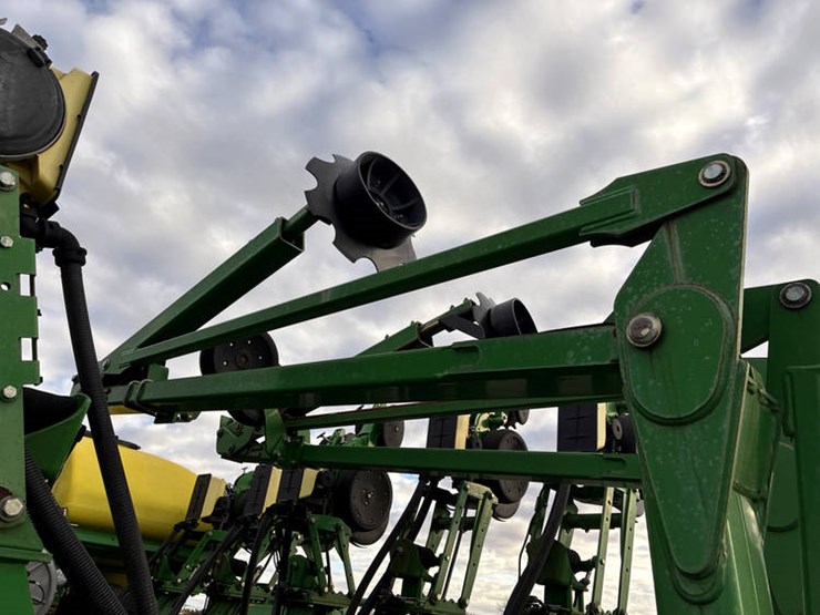 2018-john-deere-1795-image-85