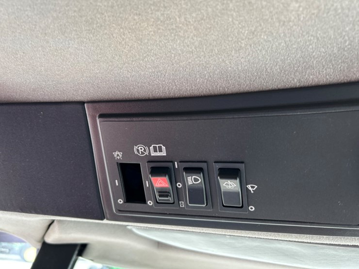 2006-case-ih-2388-image-99