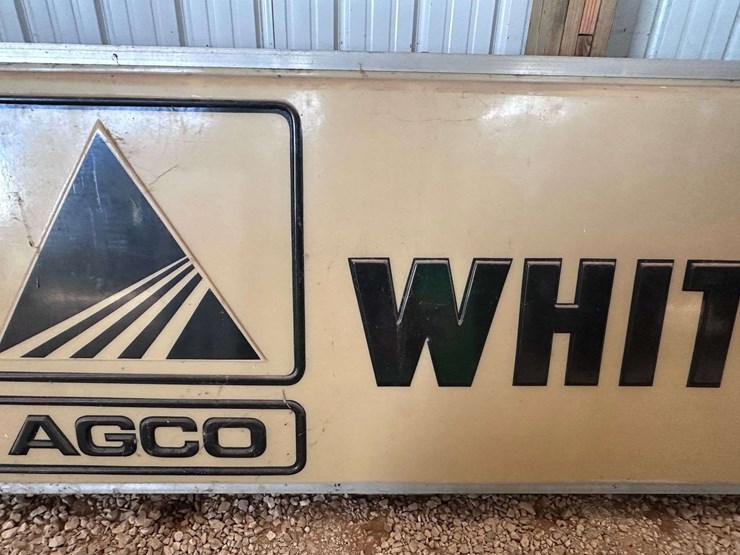 agco-white-lighted-double-sided-bubble-sign-image-10