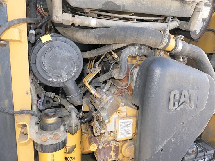 caterpillar-257b-image-16