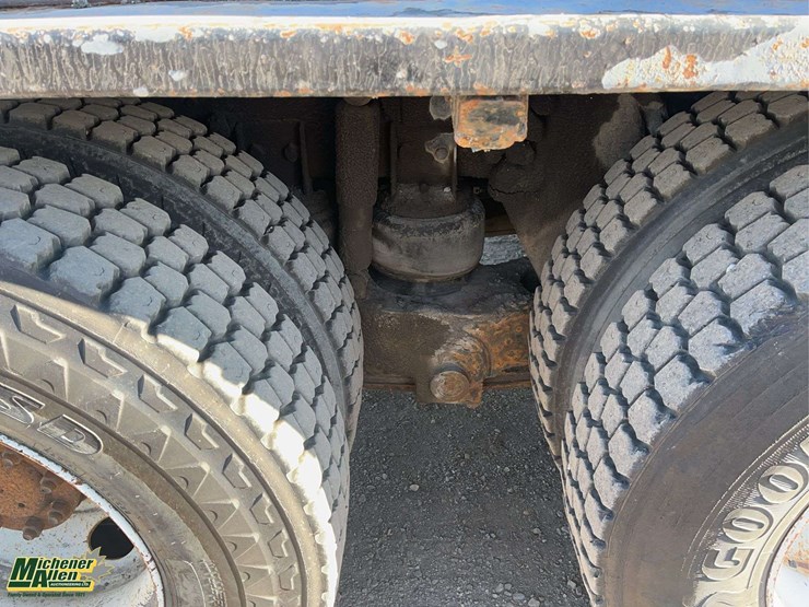 2008-international-workstar-7500-image-9