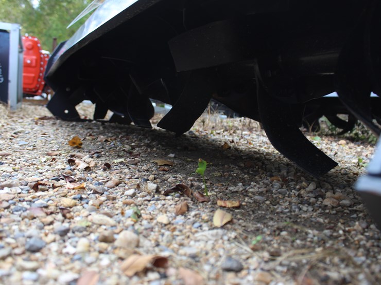 #5118-•-2025-wolverine-hyd-rotary-tiller-attachment-image-3