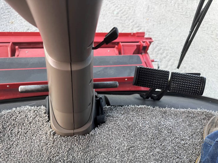 2023-case-ih-8250-image-85