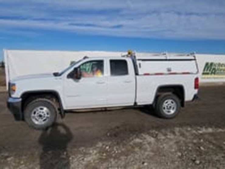 2018-gmc-sierra-2500hd-image-5